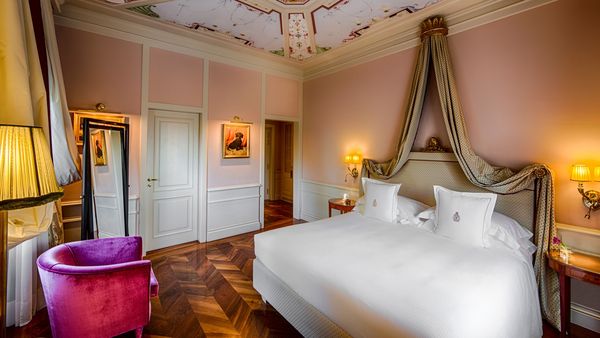 Villa Cora interior
