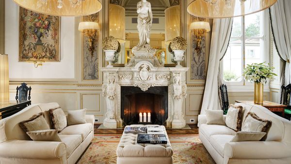 Villa Cora interior