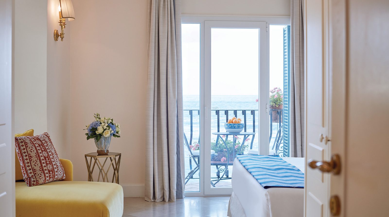 Villa Sant'Andrea, A Belmond Hotel, Taormina Mare interior