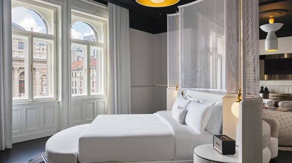 W Budapest interior