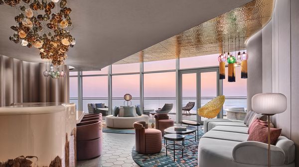 W Dubai - Mina Seyahi interior