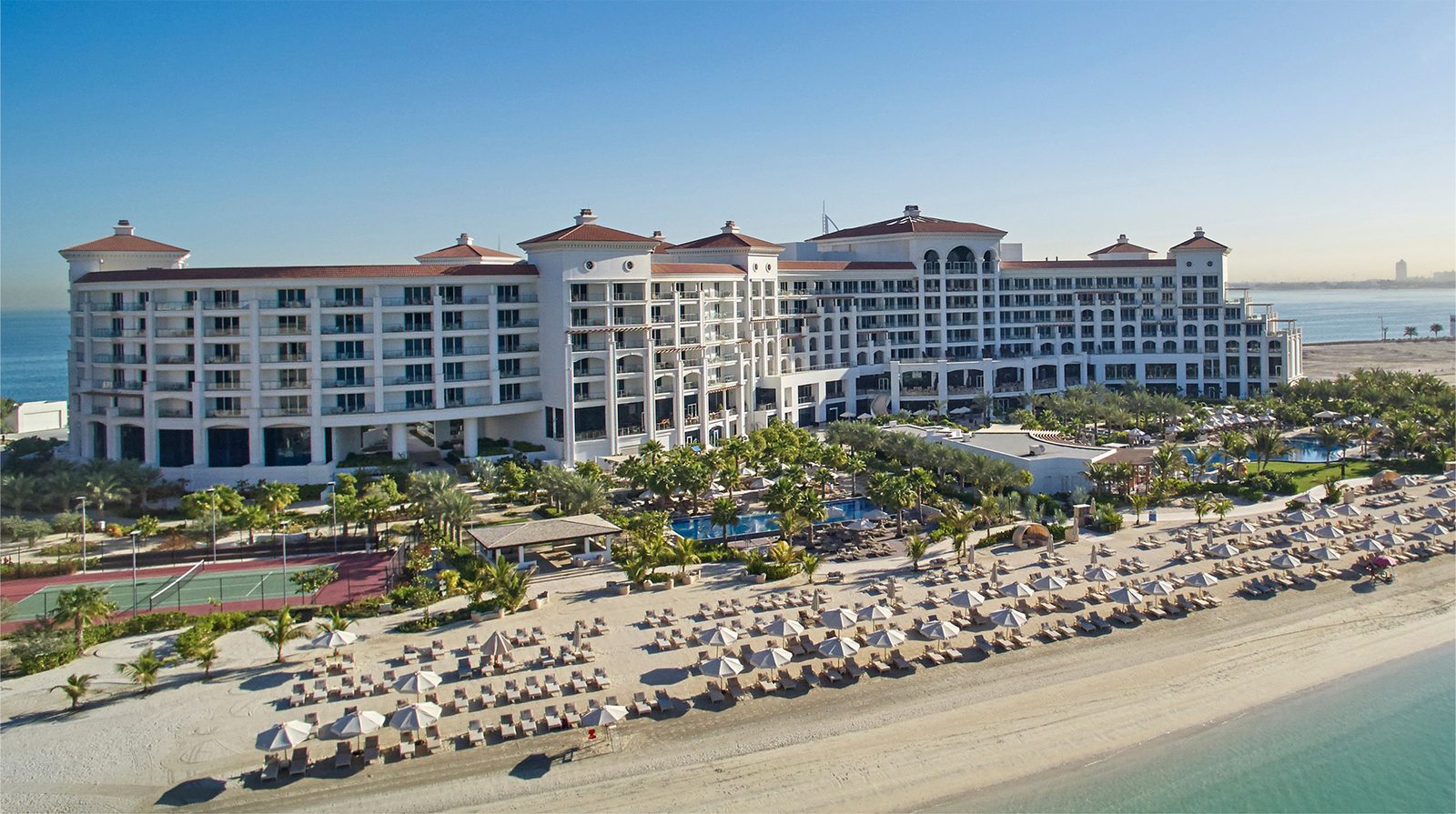 Waldorf Astoria Dubai Palm Jumeirah exterior view