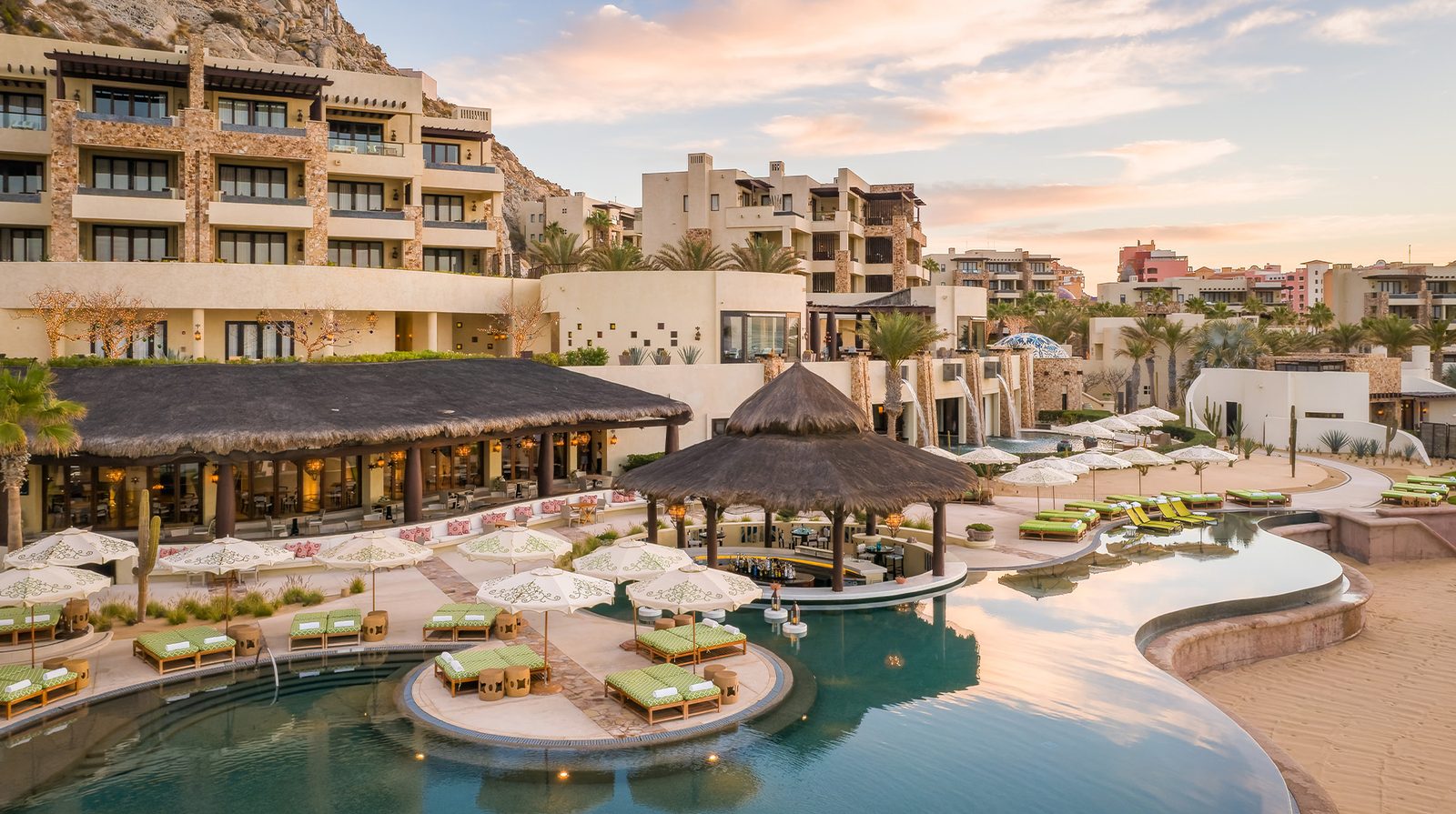 Waldorf Astoria Los Cabos Pedregal exterior view