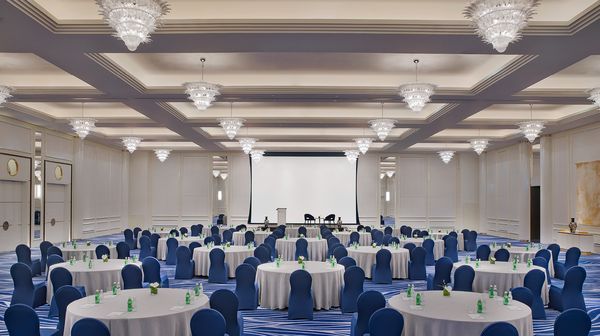 Waldorf Astoria Doha Lusail interior