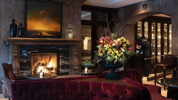 Wedgewood Hotel & Spa interior