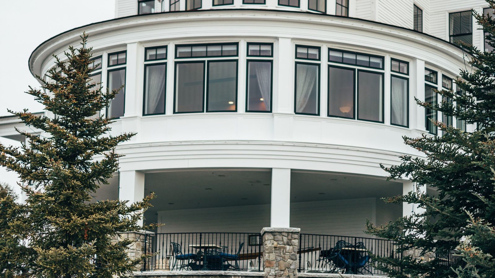 Wentworth by the Sea interior