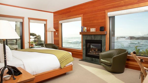 Wickaninnish Inn interior