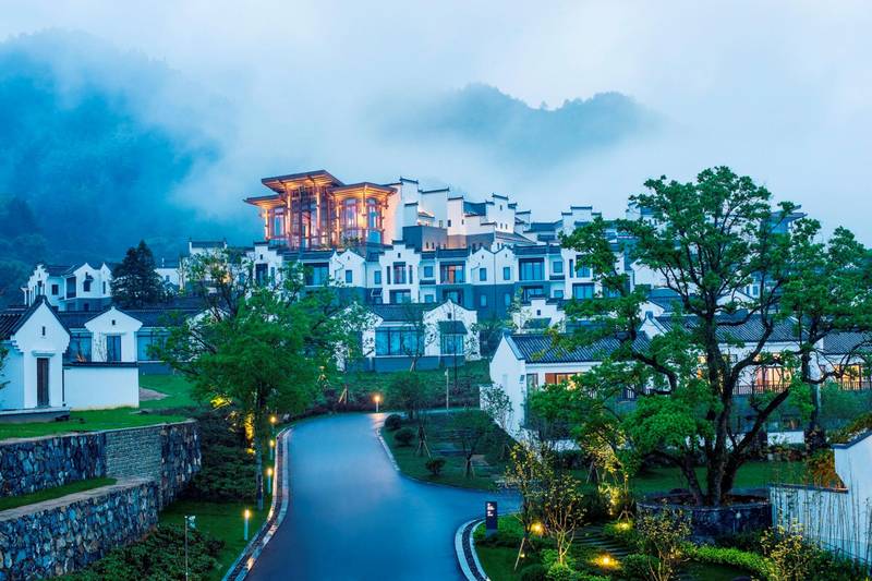 Banyan Tree Huangshan