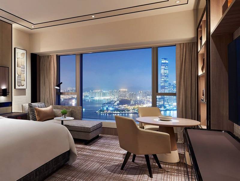 Four Seasons Hotel Hong Kong