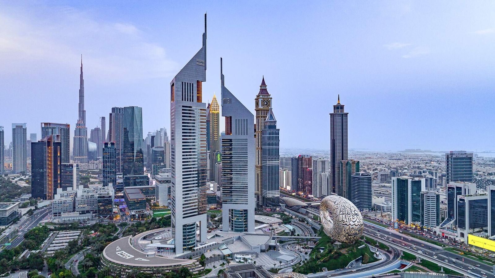 Jumeirah Emirates Towers in Dubai